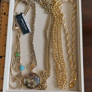 ✨ Necklace Lot – Gold Tone, Vintage & Signed Designer Piece ✨